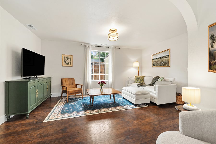 Furnished Finder property 1029467_1 photo 3