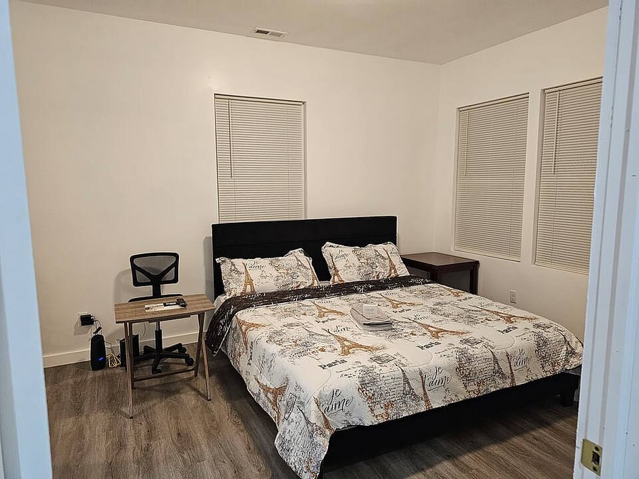 Furnished Finder property 1029600_1 photo 4