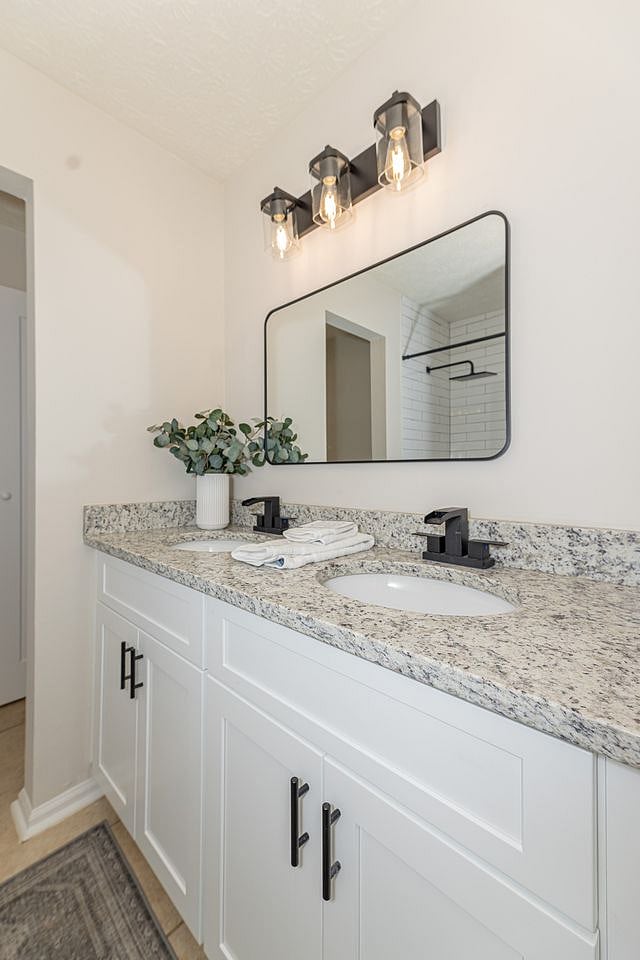 Furnished Finder property 1029601_1 photo 33