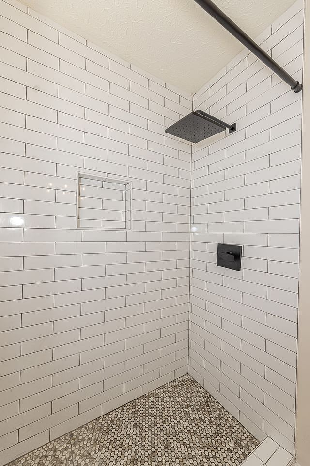 Furnished Finder property 1029601_1 photo 35
