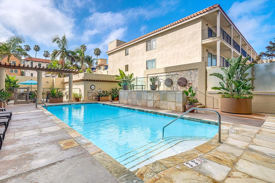 Furnished Finder property 1029647_1 photo 8