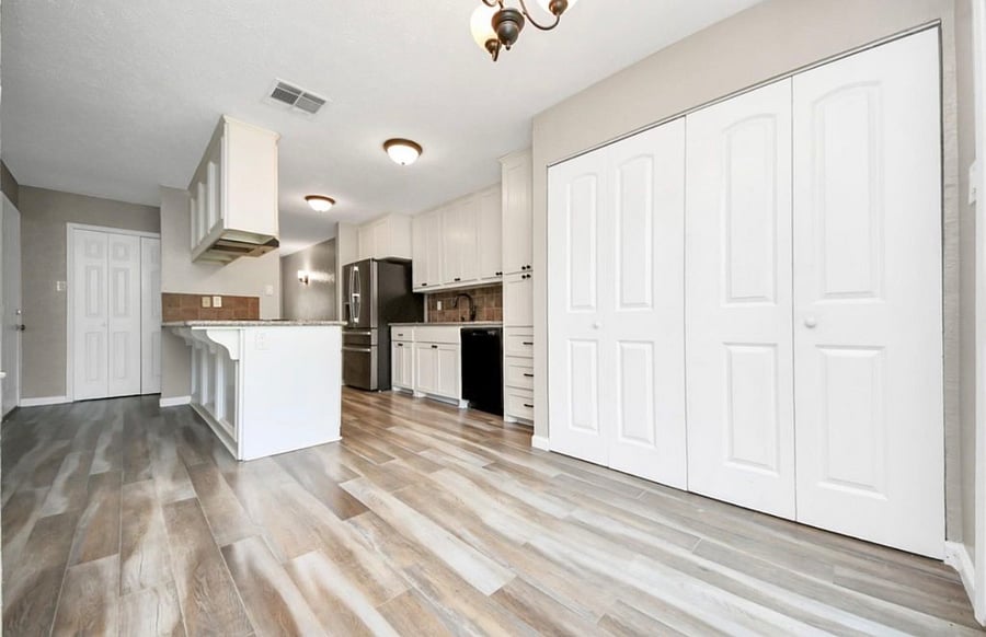 Furnished Finder property 1029698_1 photo 12