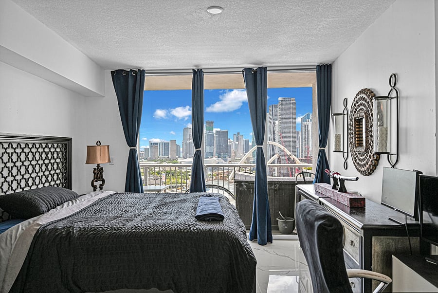 Furnished Finder property 1029707_1 photo 1
