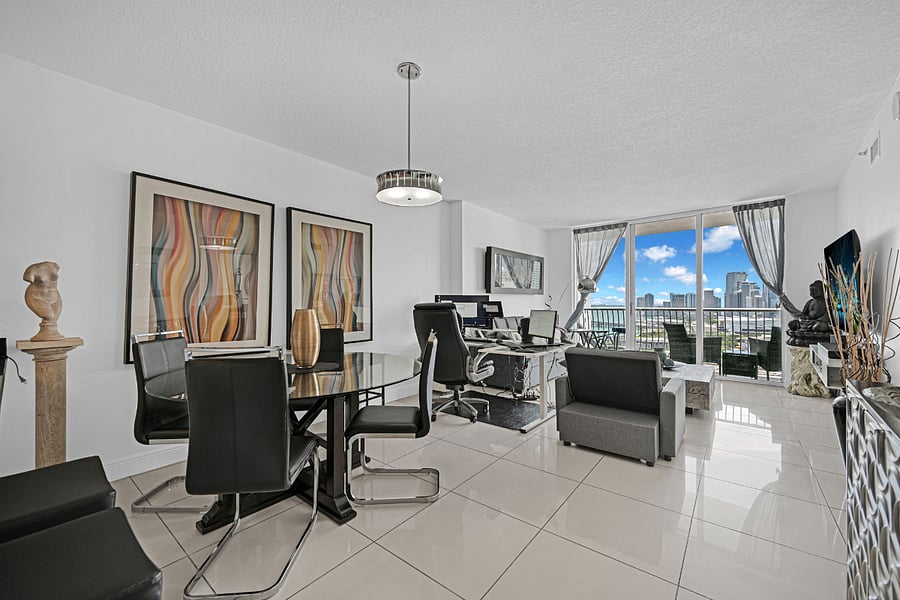 Furnished Finder property 1029707_1 photo 17