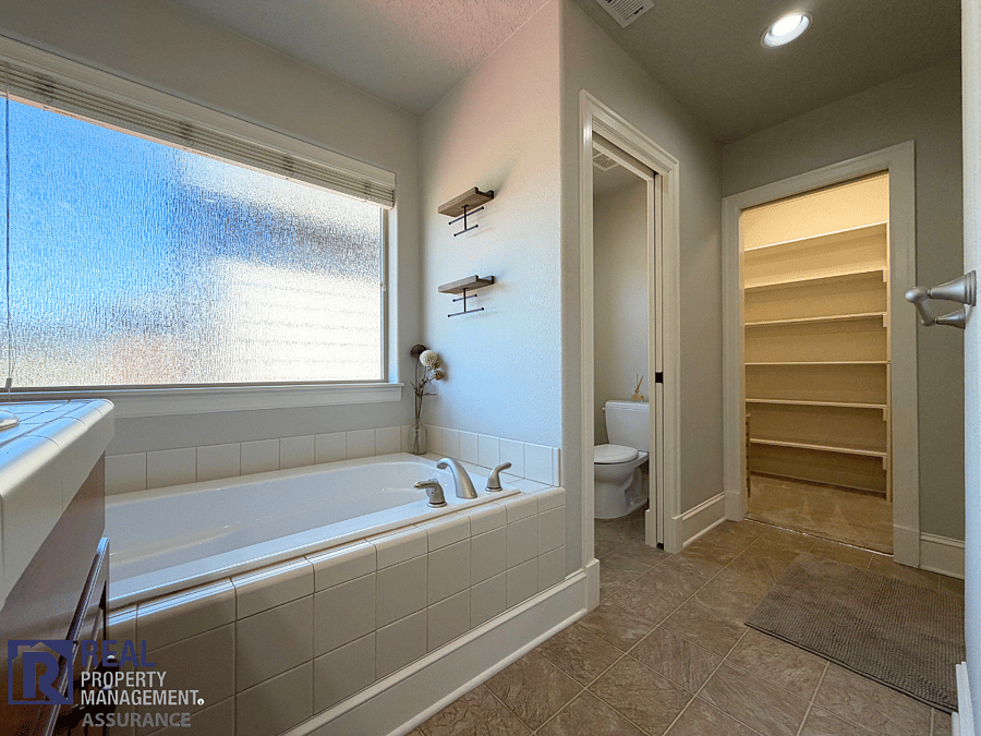 Furnished Finder property 1029709_1 photo 15