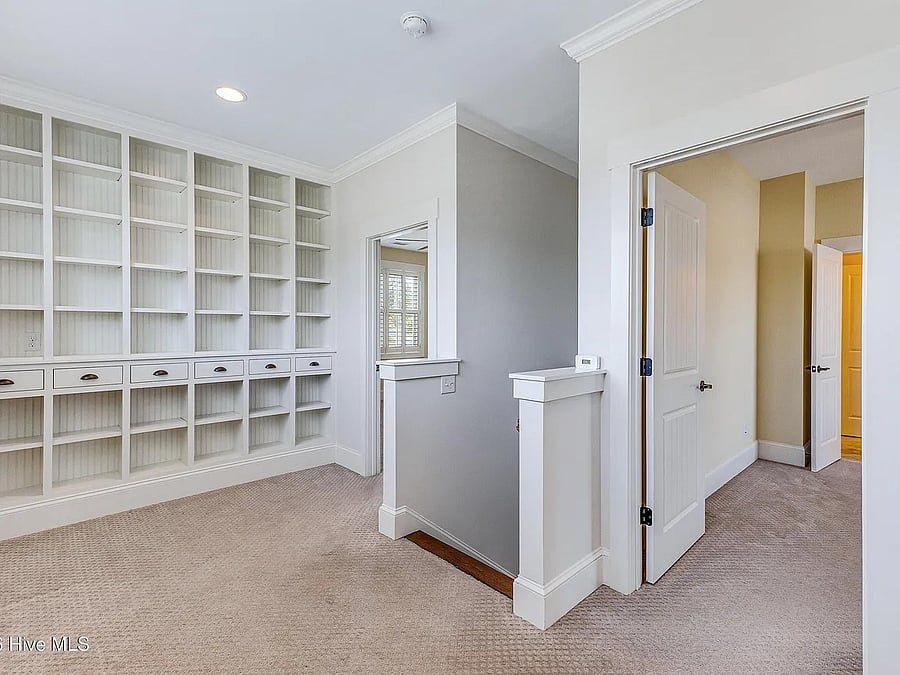 Furnished Finder property 1029735_1 photo 24