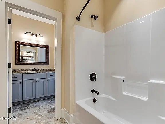 Furnished Finder property 1029735_1 photo 26