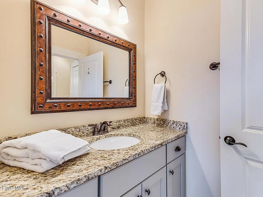 Furnished Finder property 1029735_1 photo 29