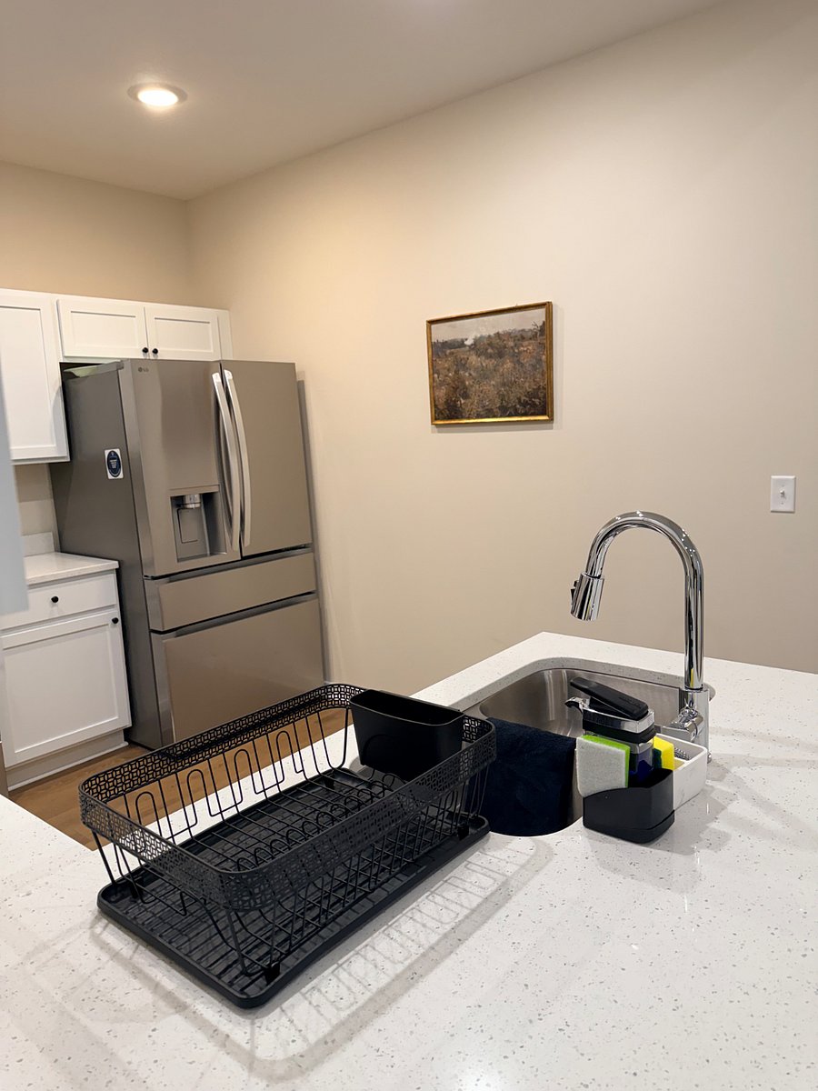 Furnished Finder property 1029752_1 photo 24