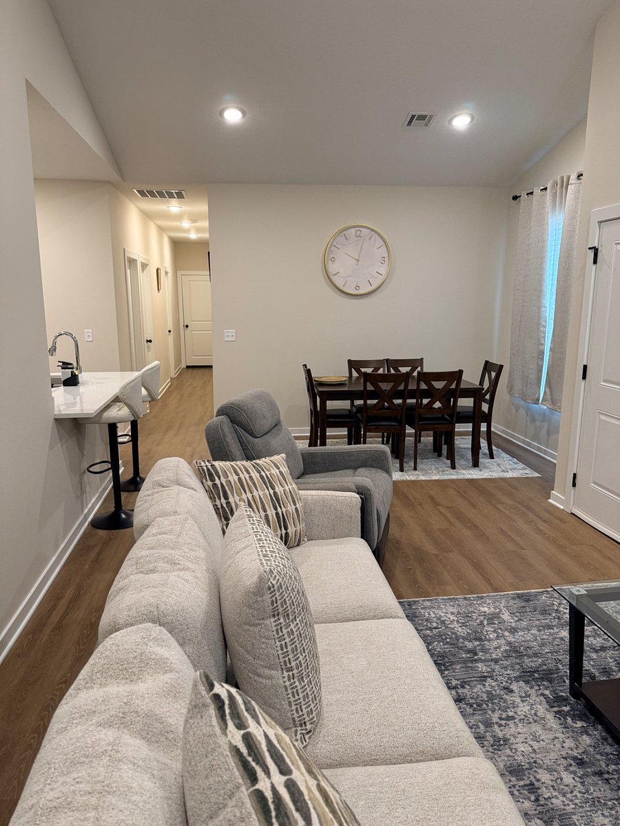 Furnished Finder property 1029752_1 photo 27