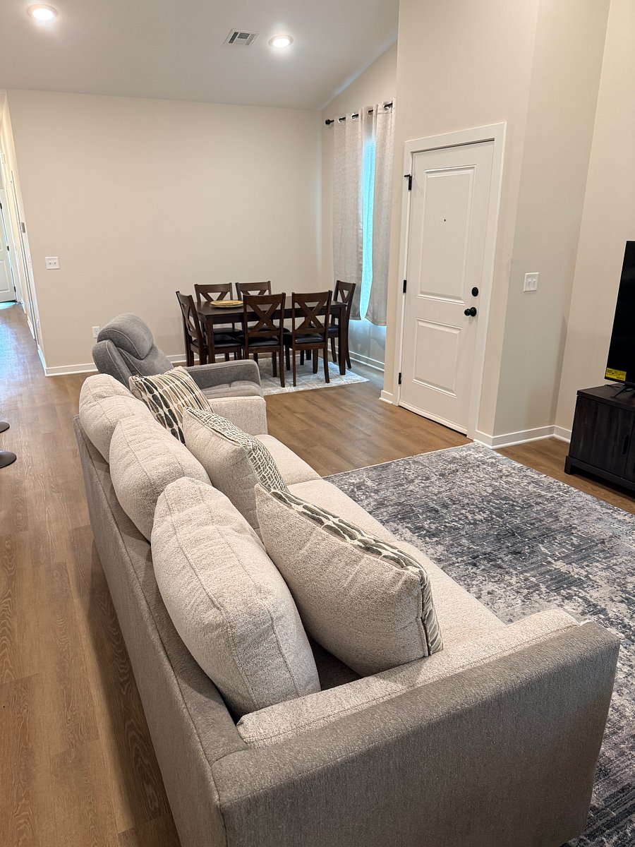 Furnished Finder property 1029752_1 photo 16