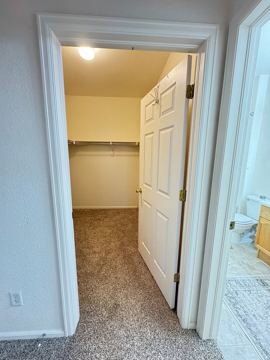 Furnished Finder property 1029755_1 photo 14