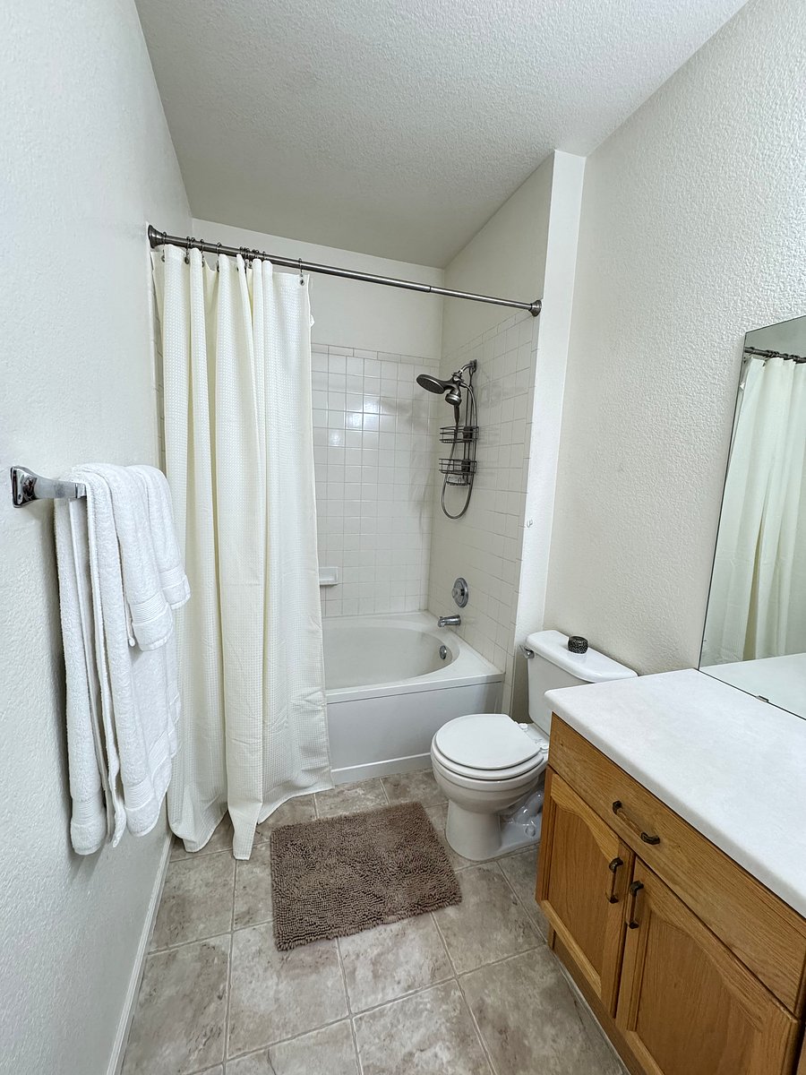 Furnished Finder property 1029755_1 photo 8