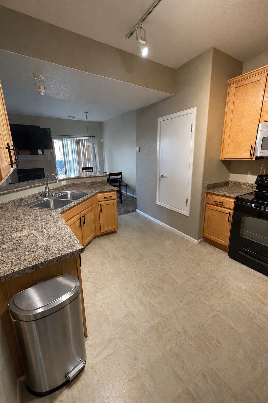 Furnished Finder property 1029765_1 photo 5