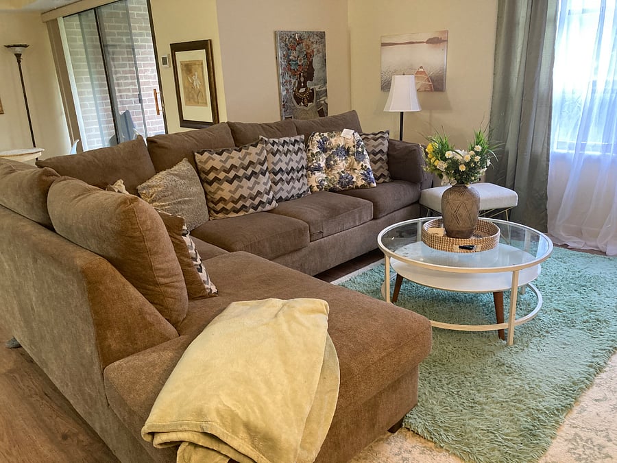 Spacious livingroom