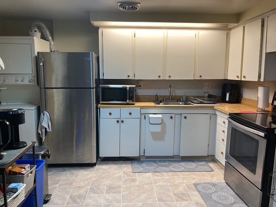 kitchen with washer and dryer