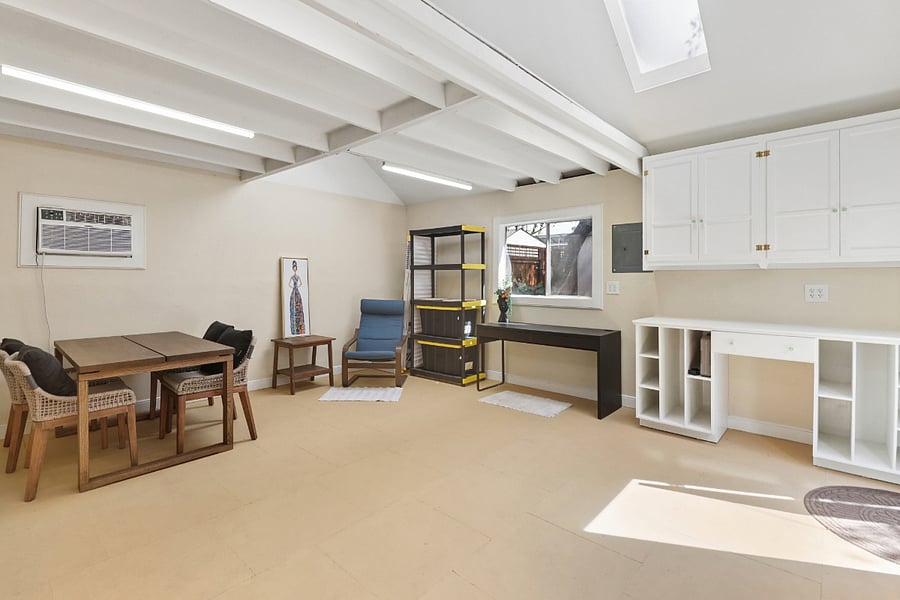 Furnished Finder property 1029773_1 photo 26