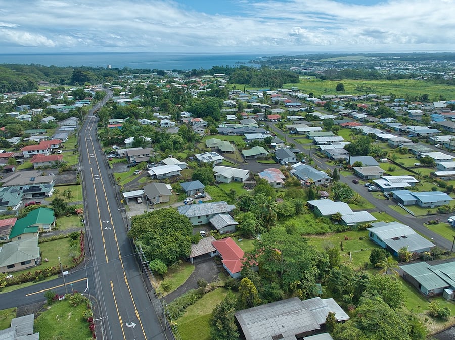 very close to Hilo Medical Center and UH Hilo