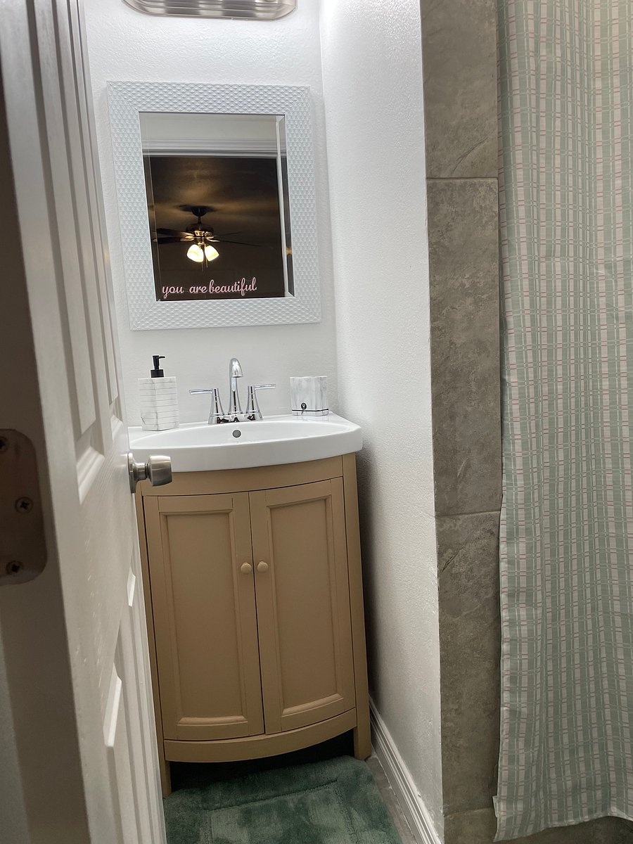 Furnished Finder property 1029791_1 photo 9