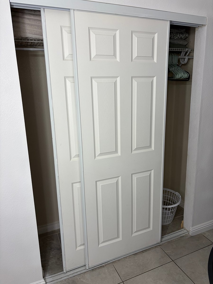 Spacious Closet. 