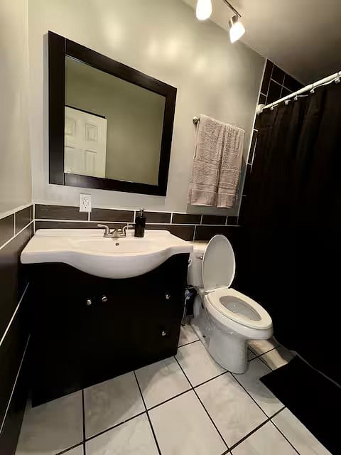 Furnished Finder property 1029806_1 photo 36