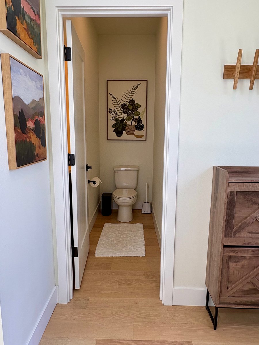 Downstairs half bath
