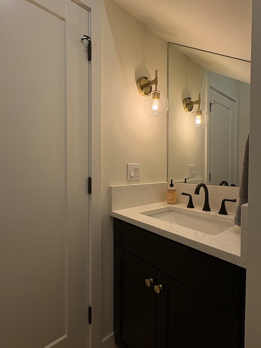 Downstairs half bath