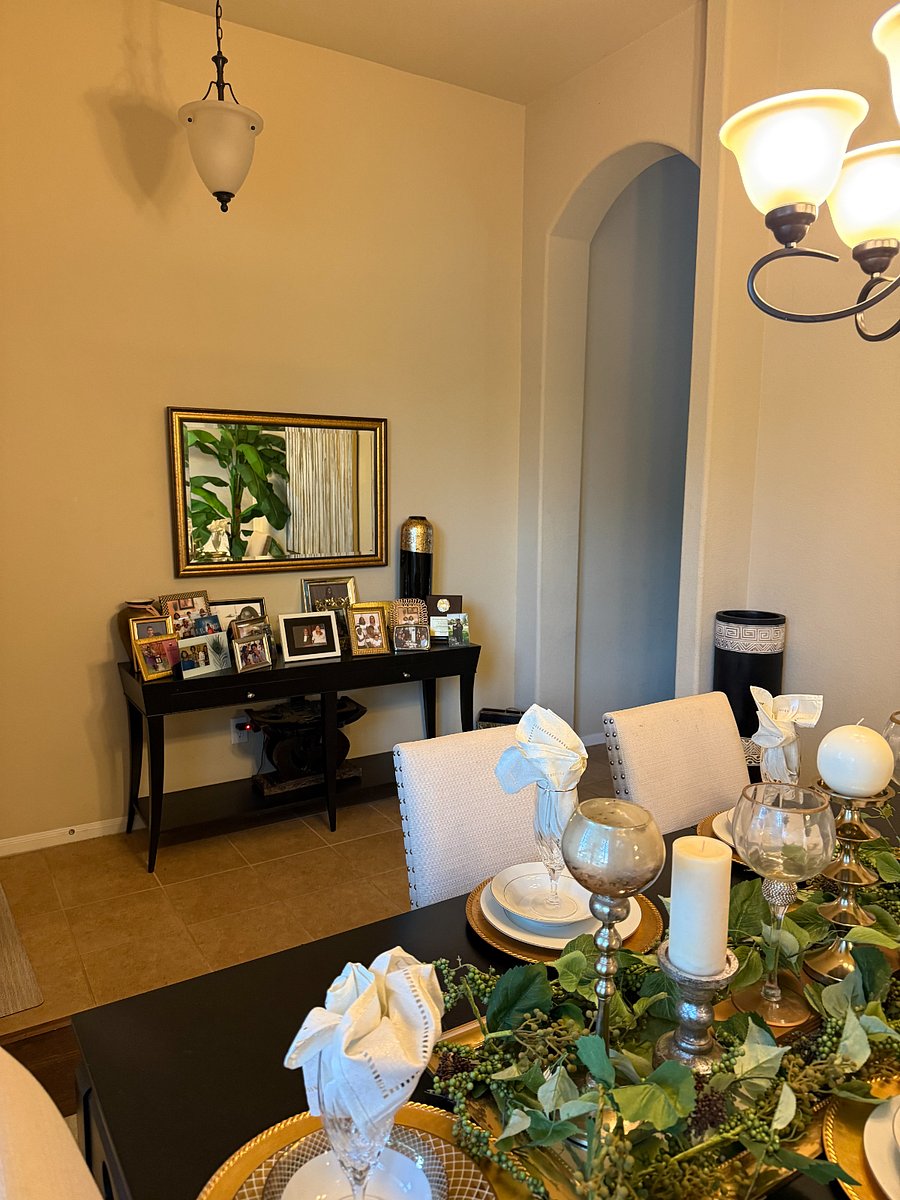 Front Entryway 