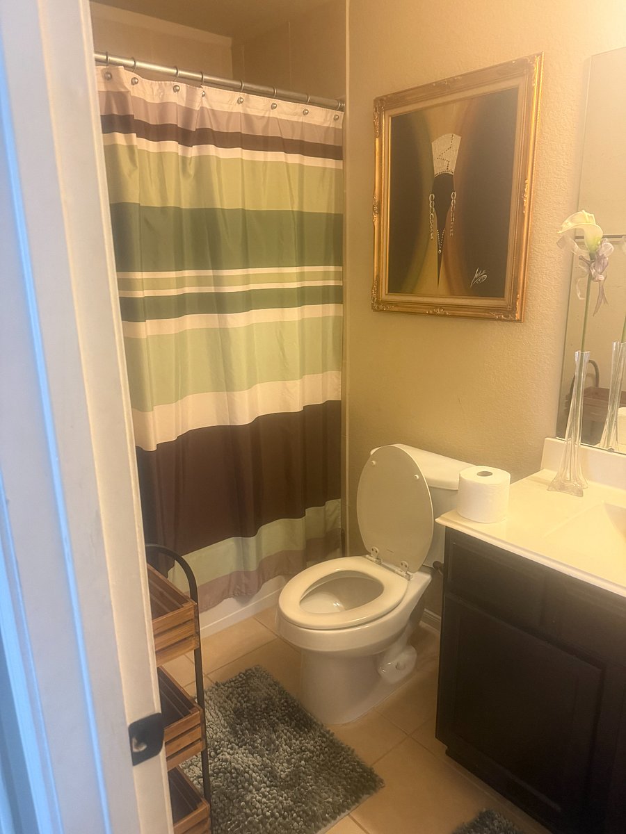 Bathroom - upstairs