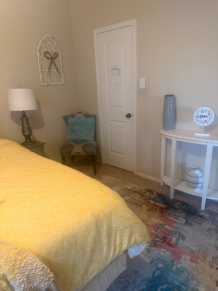 Bedroom - Upstairs