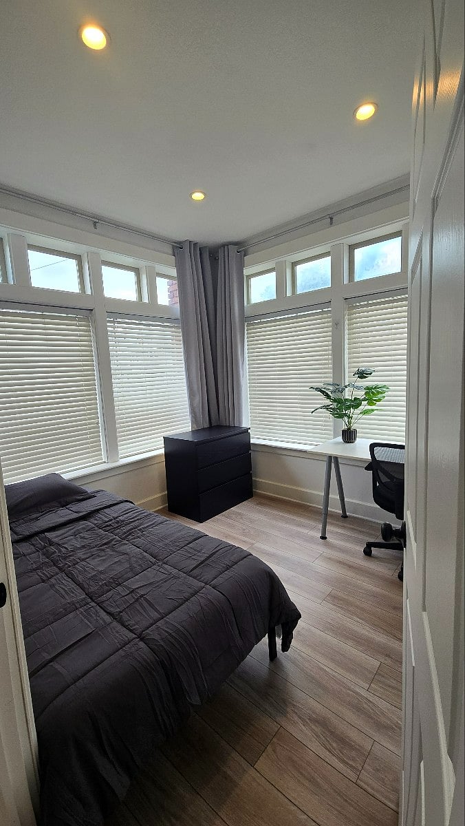 Furnished Finder property 1029846_1 photo 3