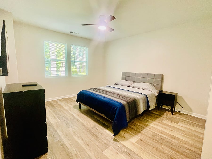 Furnished Finder property 1029860_1 photo 4