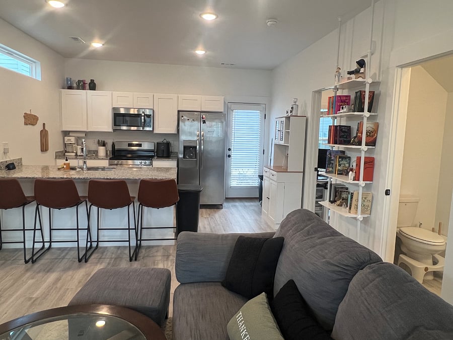 Furnished Finder property 1029867_1 photo 3