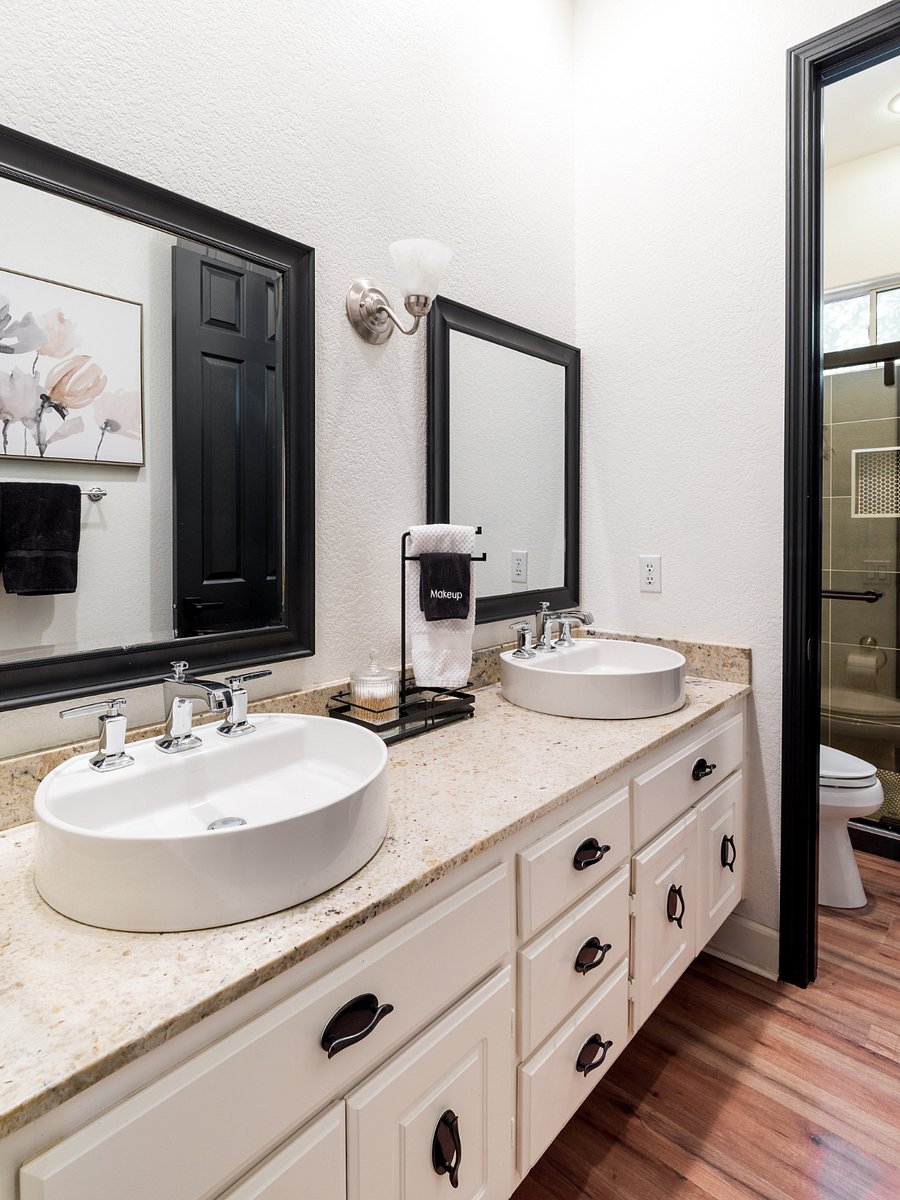 Furnished Finder property 1029879_1 photo 37