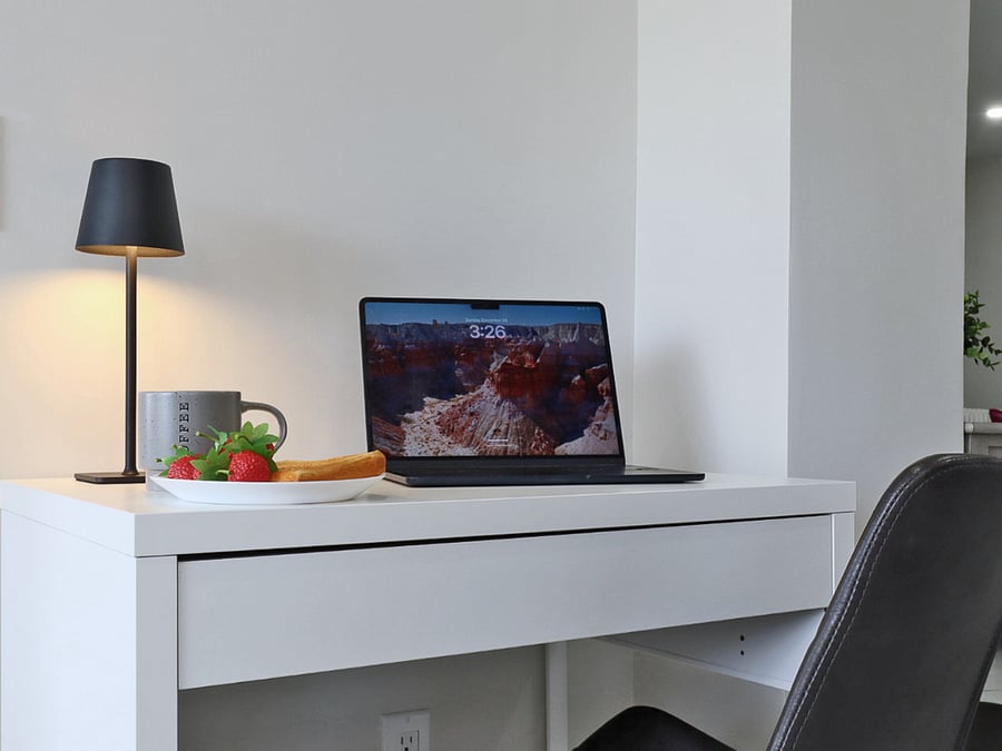 Work station