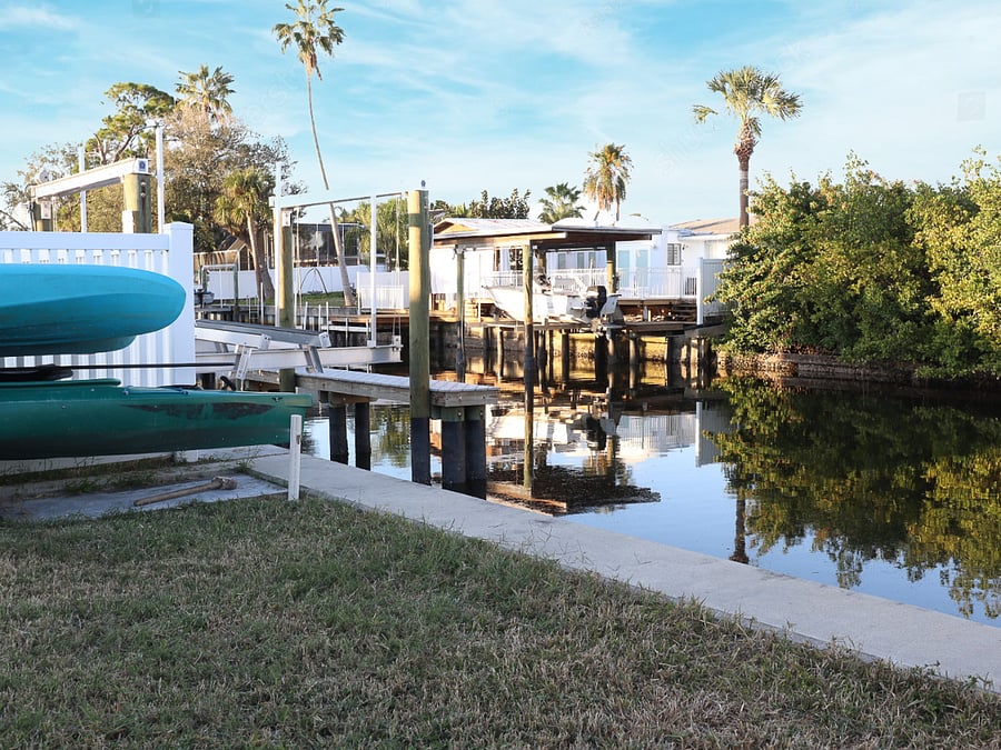 Canal
* kayaks is not included in the rental