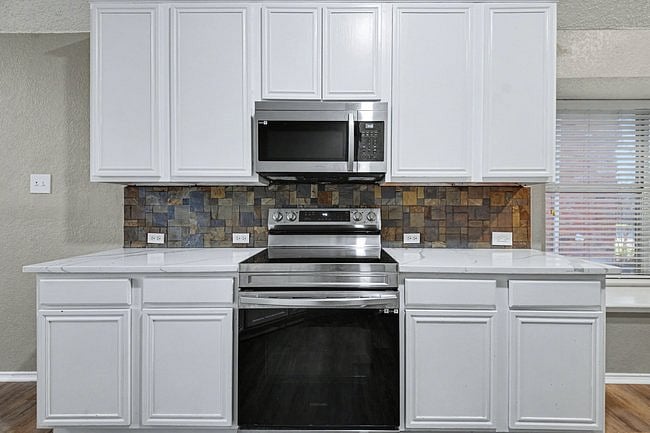Furnished Finder property 1029893_1 photo 7