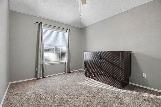Furnished Finder property 1029893_1 photo 15