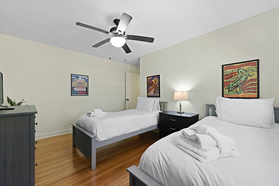 Two Twins 3rd Bedroom
