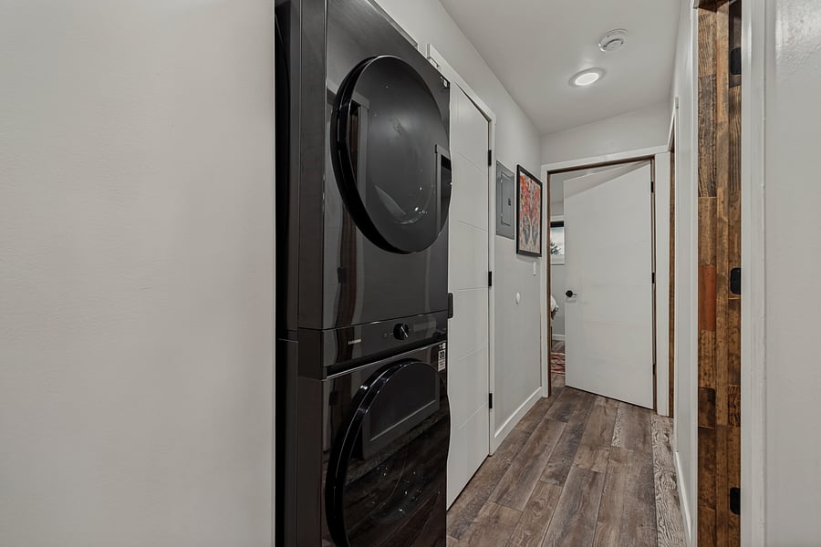 Furnished Finder property 1029981_1 photo 28