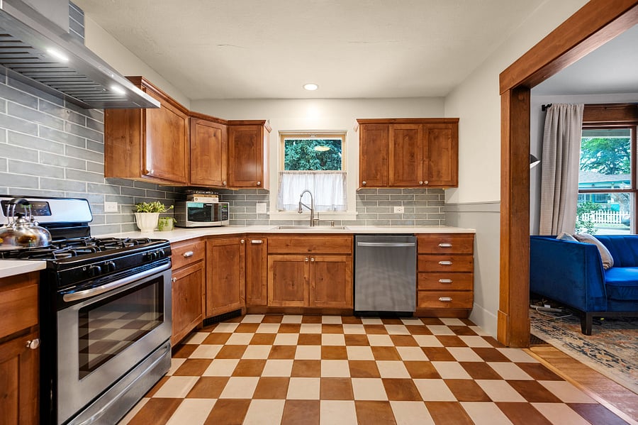 Fully equipped kitchen includes new appliances: full size fridge, gas stove top/oven, microwave, sink and kitchen aid.