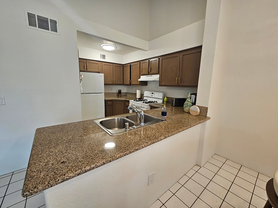 Furnished Finder property 1030120_1 photo 30