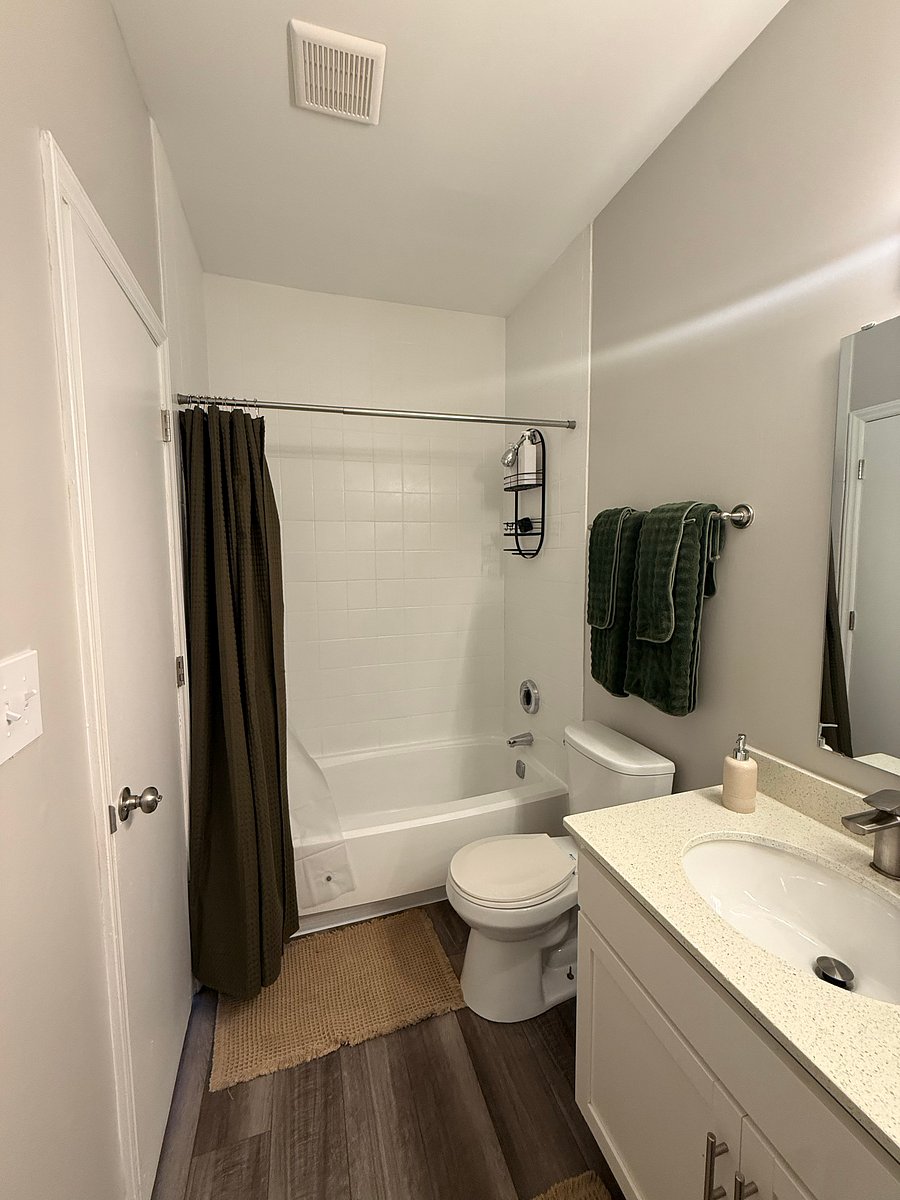 Furnished Finder property 1030124_1 photo 11