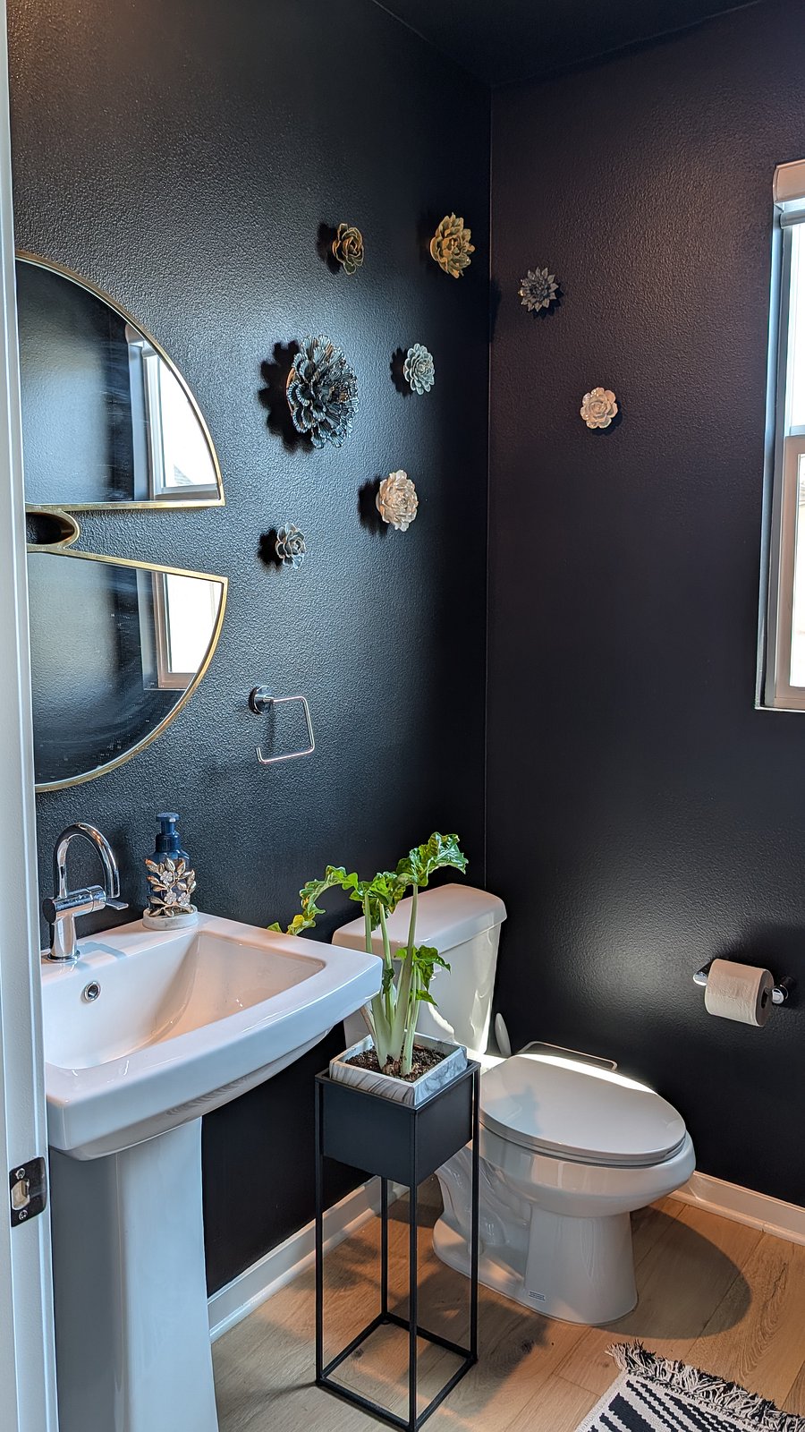 2nd floor bathroom