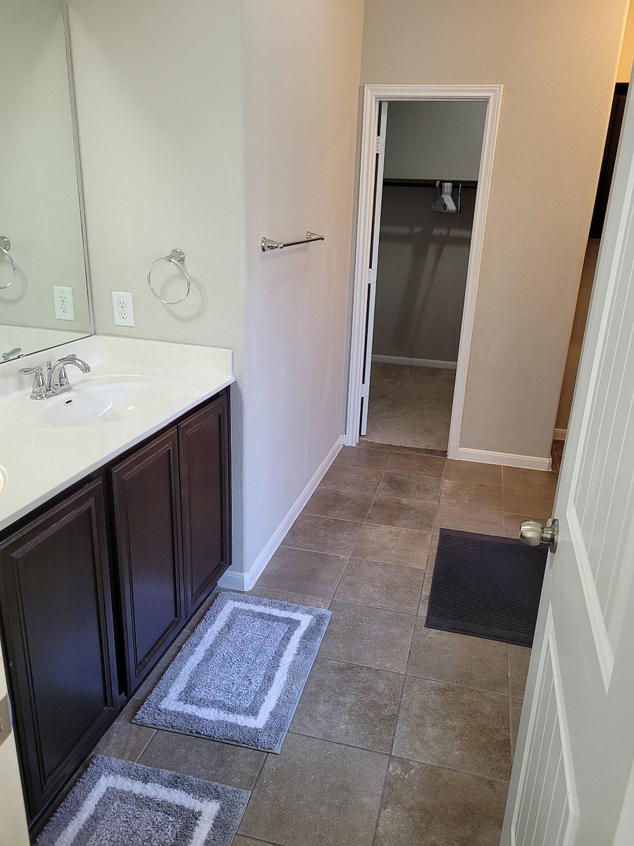 Furnished Finder property 1030149_1 photo 15