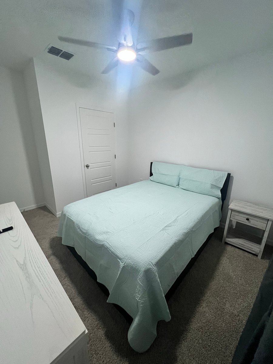 Furnished Finder property 1030160_1 photo 12