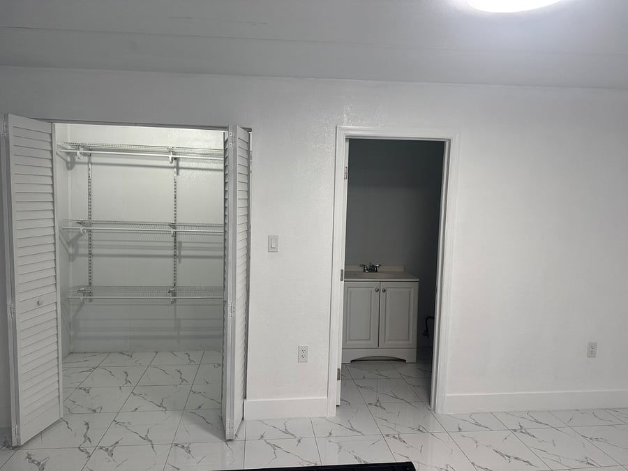 Furnished Finder property 1030173_1 photo 3