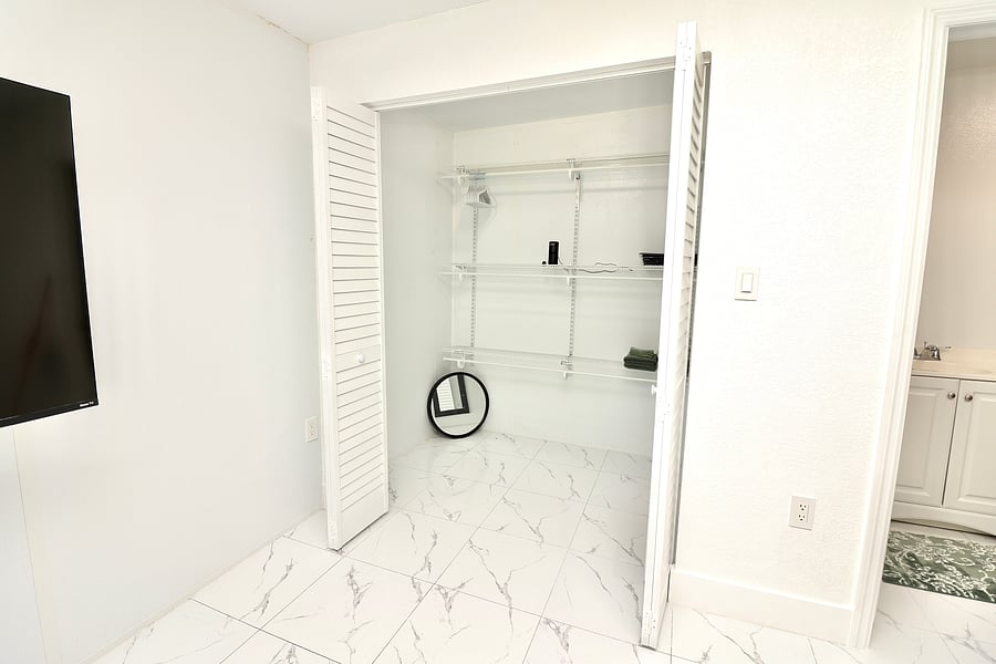 Furnished Finder property 1030173_1 photo 11