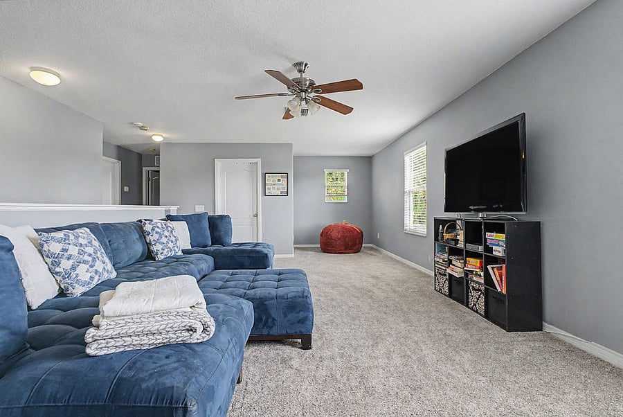 Large loft upstairs