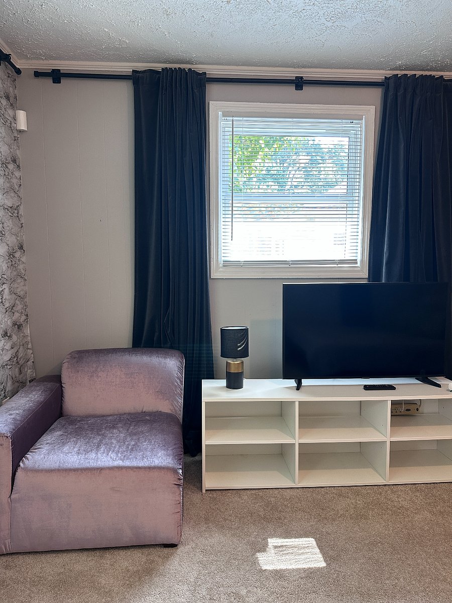 Seating area in primary bedroom